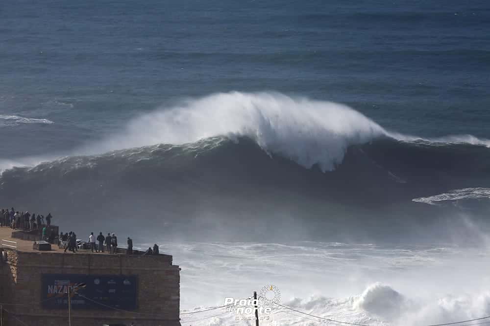 Fim de semana grande em ondas na Praia do Norte