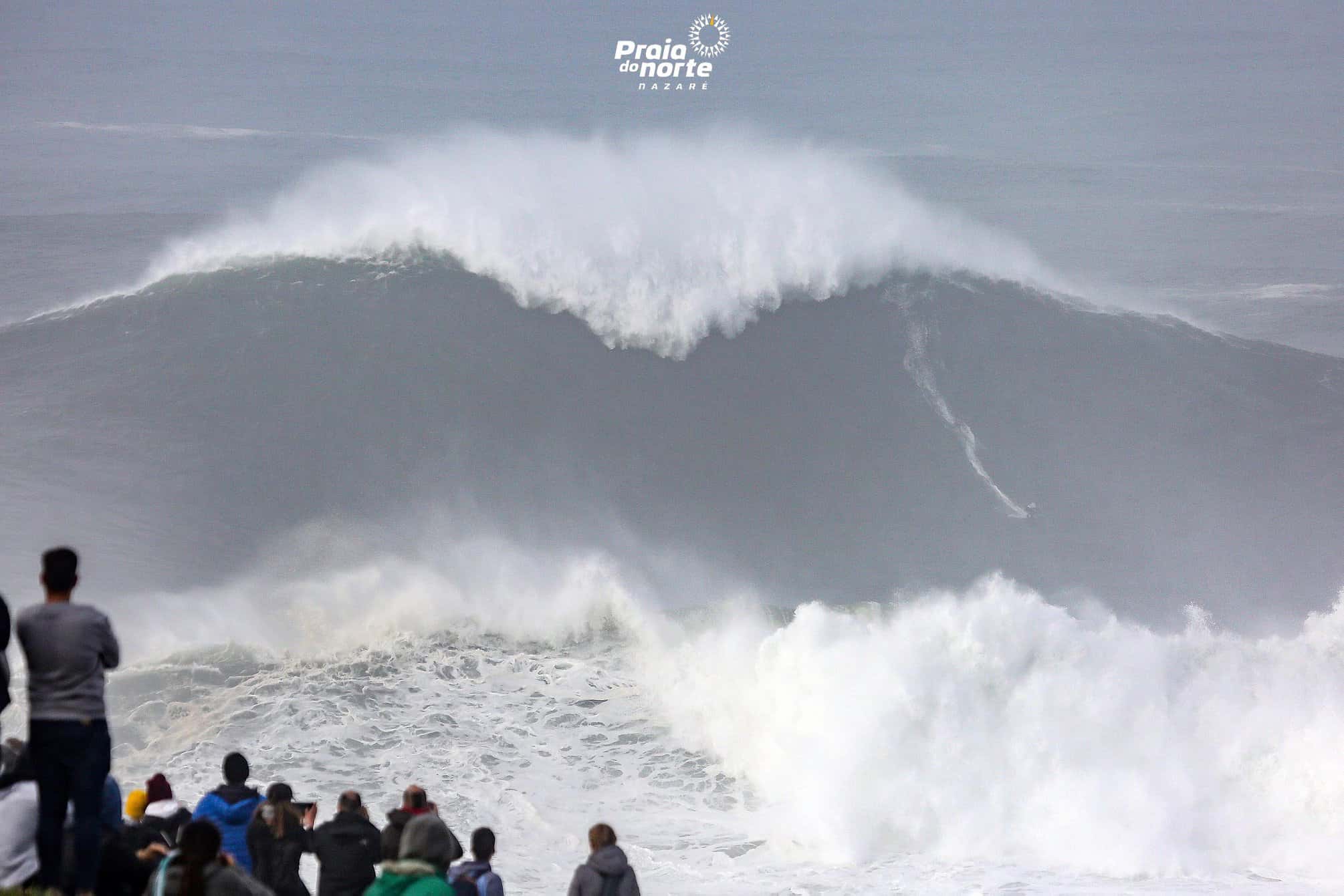 Período de espera do Nazaré Tow Surfing Challenge começa hoje