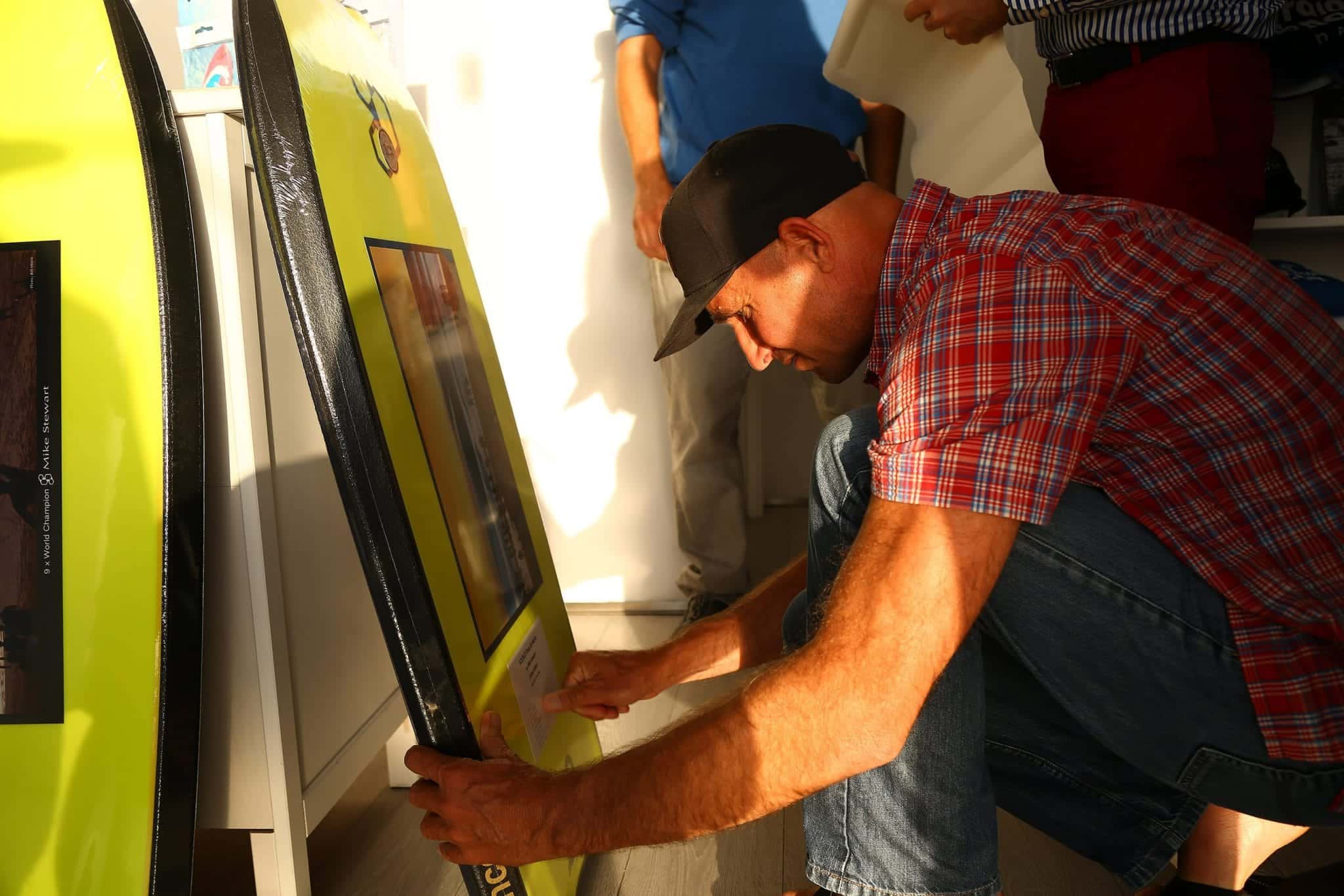 Pranchas da “Science por Mike Stewart” à venda na loja Praia do Norte